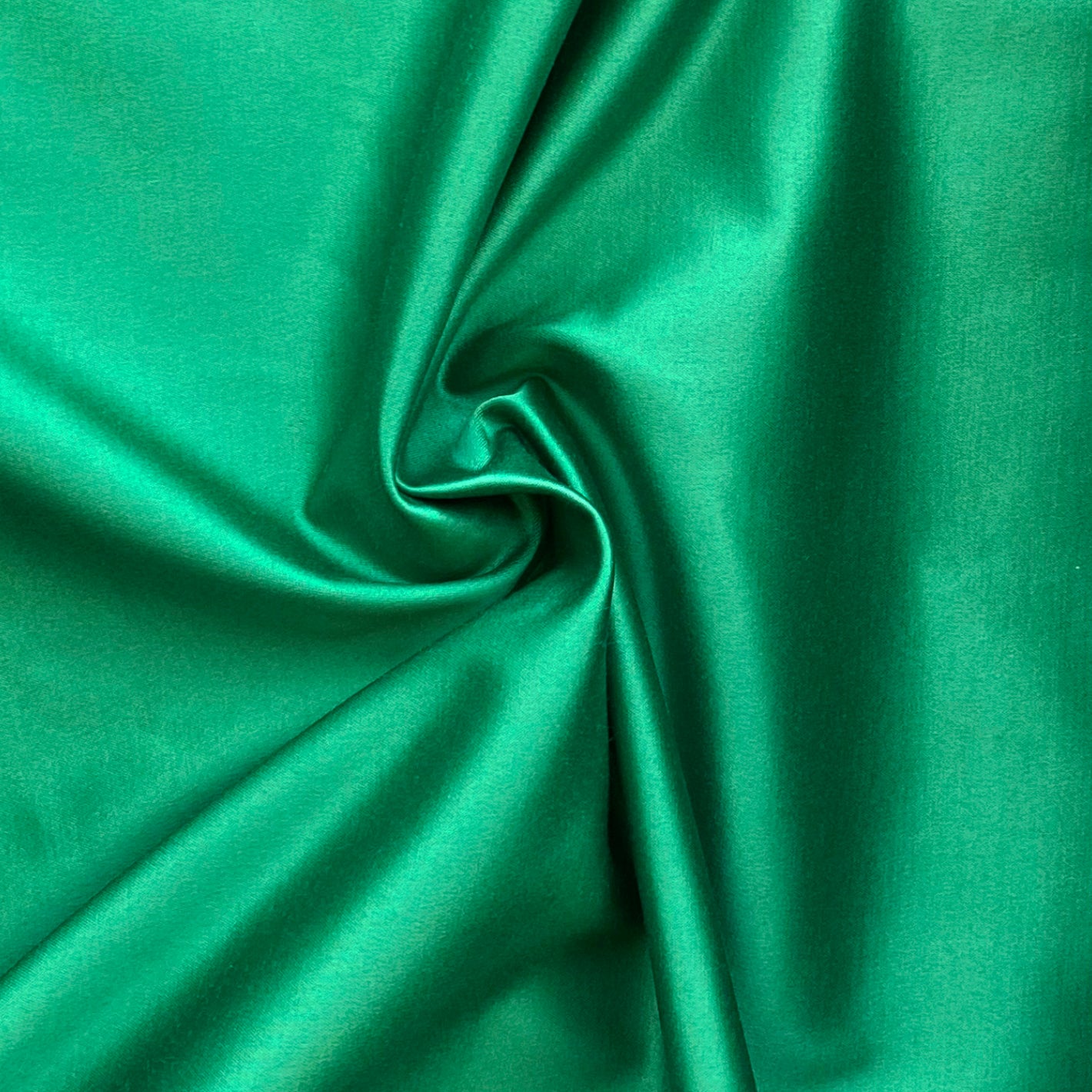 Tela Plana Color Poliéster Algodón Gabardina Granada