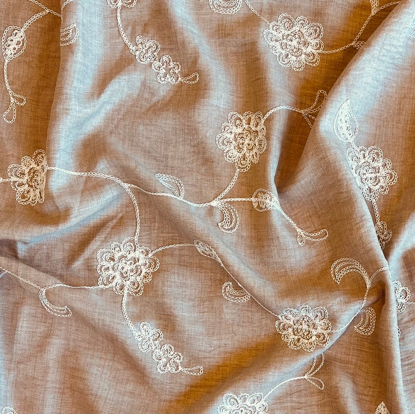 TELA PLANA MELANGE BERLIN EMBRODERY #3