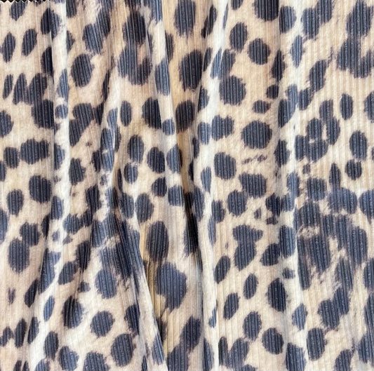 Tela Punto estampado Angora print  Leo #1