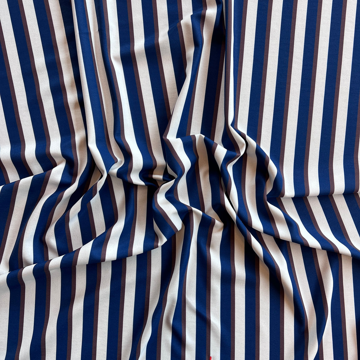 Tela Plana Color Poliéster Crep Microarrugado Cey print raya #8 off white_azul