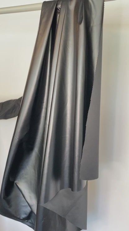 Tela Jersey Punto Poliéster PU Ecocuero Brillo Cross